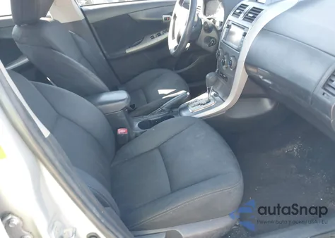 2013 Toyota Corolla S z USA, uszkodzony, nr VIN 2T1BU4EE7DC053542